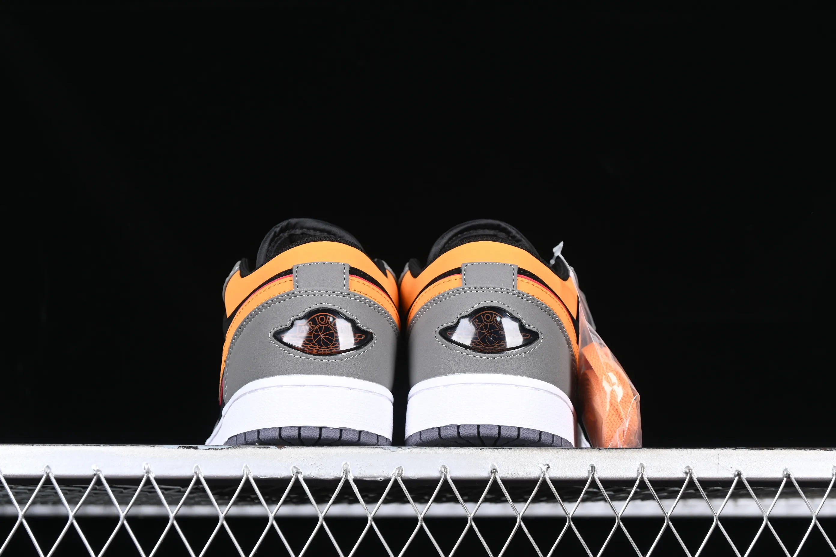All categories Air Jordan Jordan series basketball shoes Air Jordan 1 Low Z version Air Jordan 1 Low "Black Orange" AJ1 Joe 1 light stone black and yellow FN7308-008